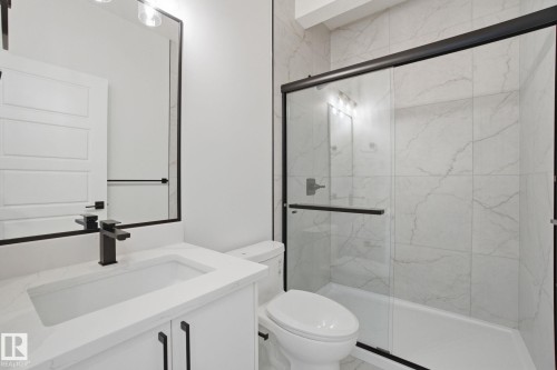 1407 Osprey Crest, Edmonton, AB - Indoor Photo Showing Bathroom