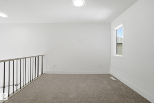 1407 Osprey Crest, Edmonton, AB - Indoor Photo Showing Other Room