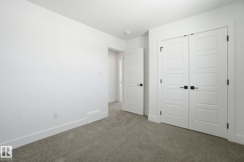 1407 Osprey Crest, Edmonton, AB - Indoor Photo Showing Other Room