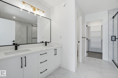 1407 Osprey Crest, Edmonton, AB - Indoor