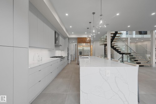 5121 Woolsey Link, Edmonton, AB - Indoor Photo Showing Other Room