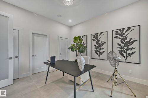 5121 Woolsey Link, Edmonton, AB - Indoor Photo Showing Other Room