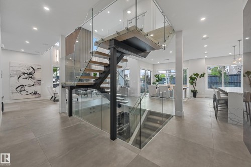 5121 Woolsey Link, Edmonton, AB - Indoor Photo Showing Other Room