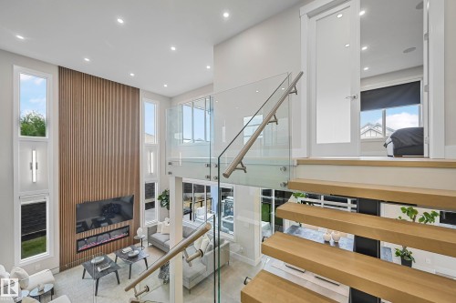 5121 Woolsey Link, Edmonton, AB - Indoor Photo Showing Other Room