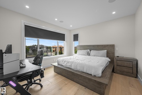 5121 Woolsey Link, Edmonton, AB - Indoor Photo Showing Bedroom