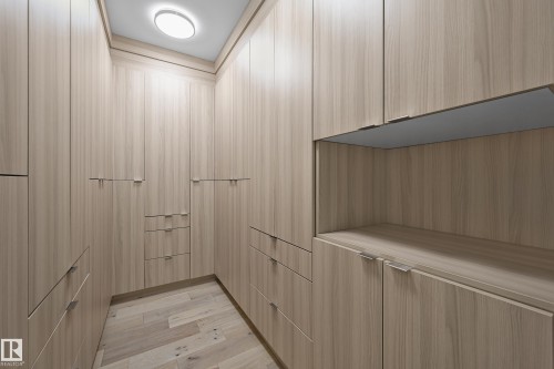 5121 Woolsey Link, Edmonton, AB - Indoor Photo Showing Other Room