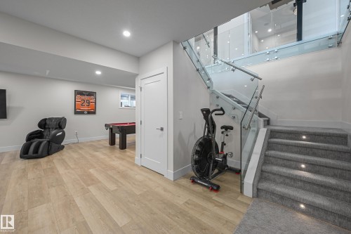 5121 Woolsey Link, Edmonton, AB - Indoor