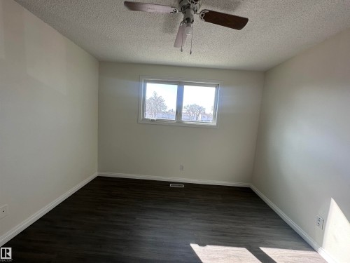 5625 137 Avenue, Edmonton, AB - Indoor Photo Showing Other Room