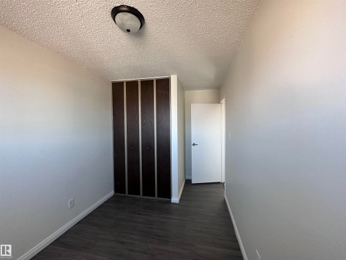 5625 137 Avenue, Edmonton, AB - Indoor Photo Showing Other Room