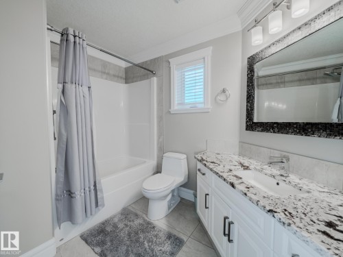 1606 Adamson Close, Edmonton, AB - Indoor Photo Showing Bathroom