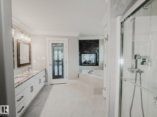 1606 Adamson Close, Edmonton, AB - Indoor Photo Showing Bathroom