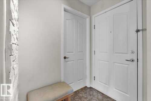 103 9008 99 Avenue, Edmonton, AB - Indoor Photo Showing Other Room