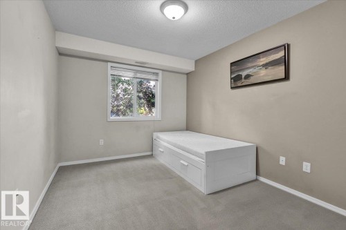 103 9008 99 Avenue, Edmonton, AB - Indoor Photo Showing Other Room