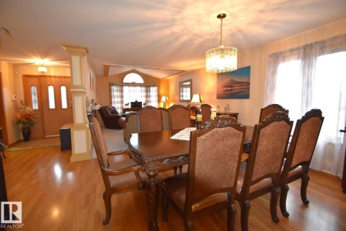 5204 1 Avenue E, Boyle, AB - Indoor Photo Showing Dining Room