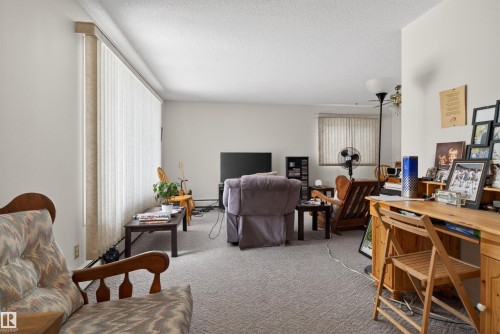 9732 75 Avenue, Edmonton, AB - Indoor Photo Showing Office