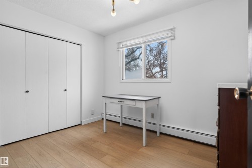 9732 75 Avenue, Edmonton, AB - Indoor Photo Showing Other Room