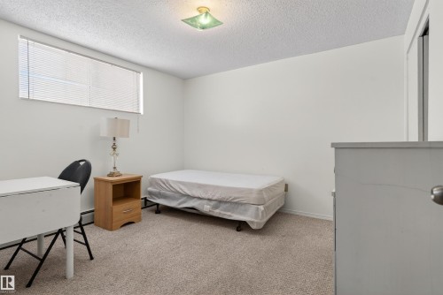9732 75 Avenue, Edmonton, AB - Indoor Photo Showing Bedroom