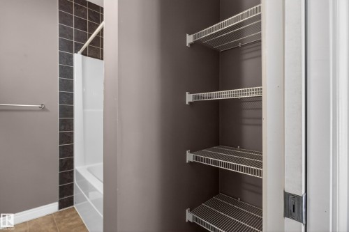 105 10121 80 Avenue, Edmonton, AB - Indoor With Storage