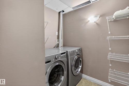 105 10121 80 Avenue, Edmonton, AB - Indoor Photo Showing Laundry Room