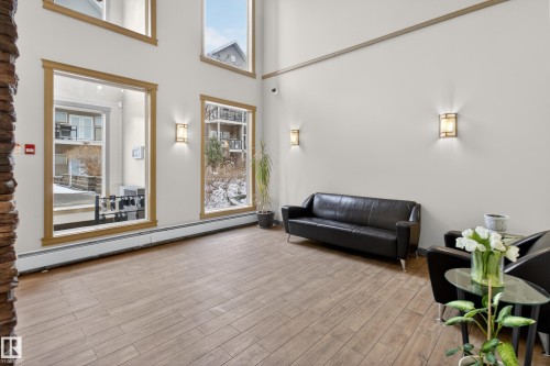 105 10121 80 Avenue, Edmonton, AB - Indoor Photo Showing Other Room