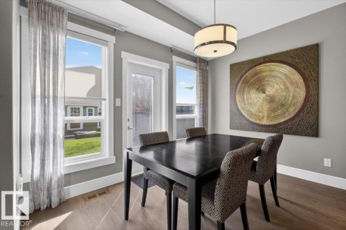 17851 8 Avenue, Edmonton, AB - Indoor Photo Showing Dining Room