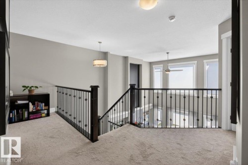 17851 8 Avenue, Edmonton, AB - Indoor Photo Showing Other Room