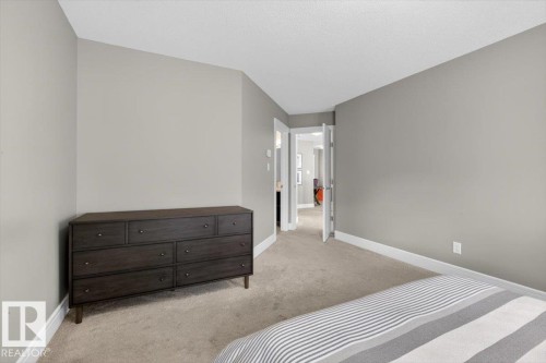 17851 8 Avenue, Edmonton, AB - Indoor Photo Showing Bedroom