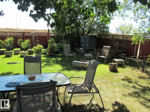 4823 10 Avenue, Edmonton, AB - Outdoor With Backyard
