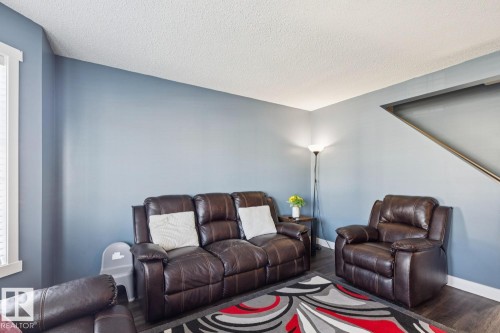 15043 132 Street, Edmonton, AB - Indoor Photo Showing Living Room