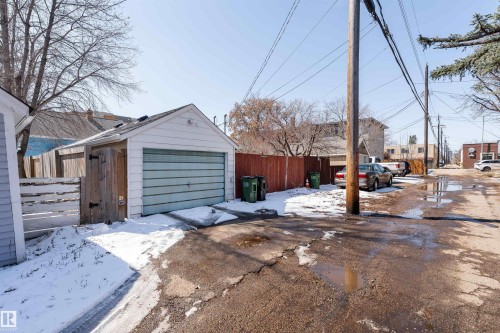 9852 86 Avenue, Edmonton, AB - Outdoor