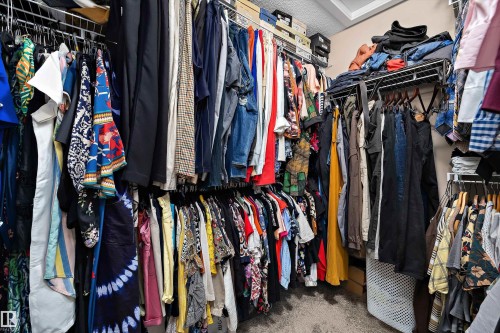 Image quality insufficient for description - 1586 Chapman Way, Edmonton, AB - Indoor With Storage