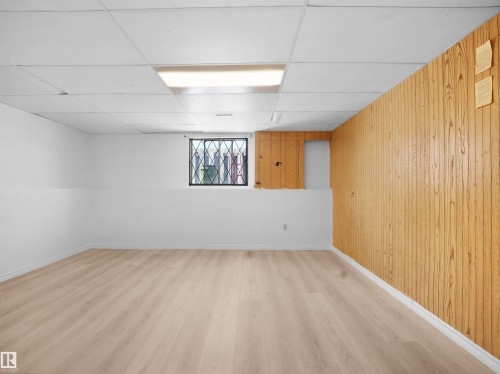 3608 33 Avenue, Edmonton, AB - Indoor Photo Showing Other Room