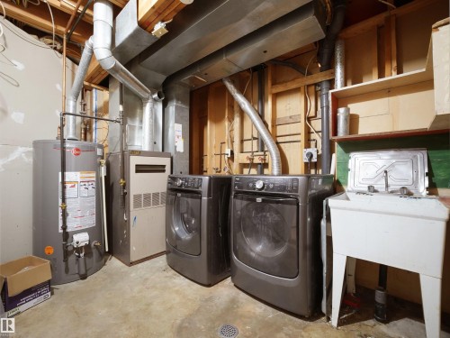 3608 33 Avenue, Edmonton, AB - Indoor Photo Showing Laundry Room