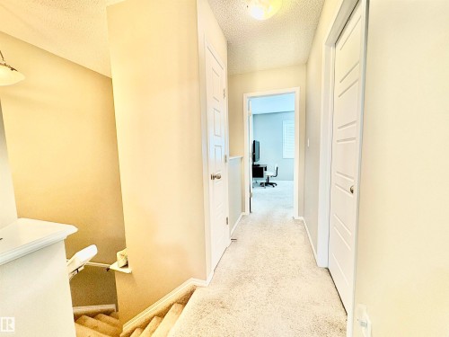 2344 71 Street Sw, Edmonton, AB - Indoor Photo Showing Other Room