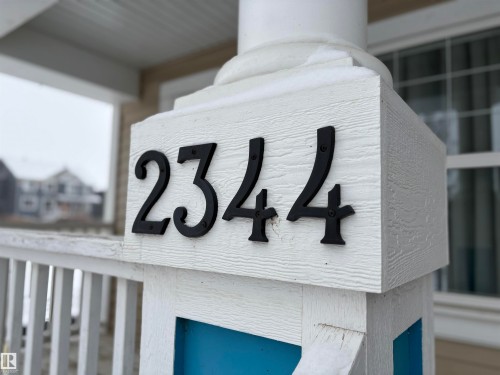 2344 71 Street Sw, Edmonton, AB - Outdoor