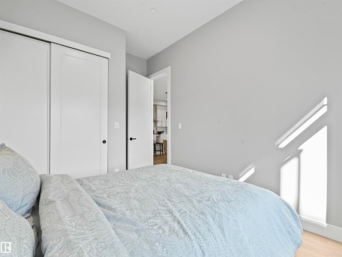 101 7471 May Common, Edmonton, AB - Indoor Photo Showing Bedroom