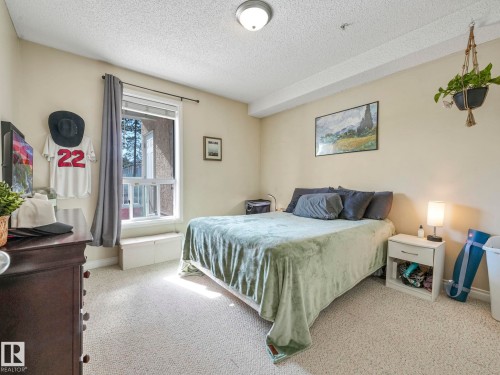 103 9120 156 Street Nw, Edmonton, AB - Indoor Photo Showing Bedroom
