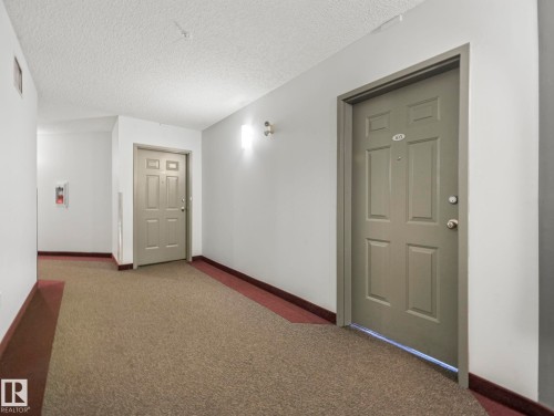 103 9120 156 Street Nw, Edmonton, AB - Indoor Photo Showing Other Room
