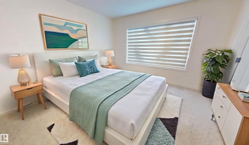 8723 183 Avenue Nw, Edmonton, AB - Indoor Photo Showing Bedroom
