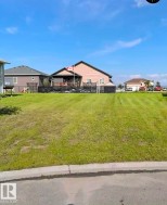 9 NORWOOD Close Wetaskiwin, AB T9A 3R5