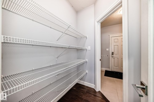 5630 Juchli Avenue, Edmonton, AB - Indoor With Storage