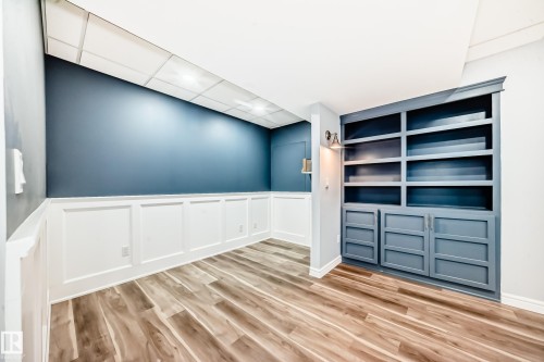 5630 Juchli Avenue, Edmonton, AB - Indoor Photo Showing Other Room