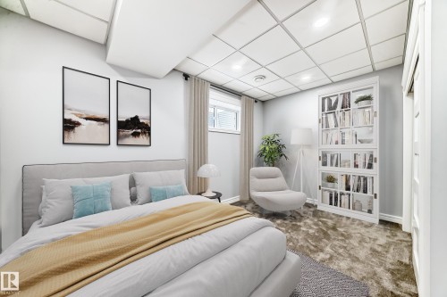 5630 Juchli Avenue, Edmonton, AB - Indoor Photo Showing Bedroom