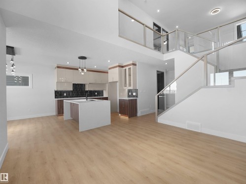 9312 183 Avenue, Edmonton, AB - Indoor Photo Showing Kitchen