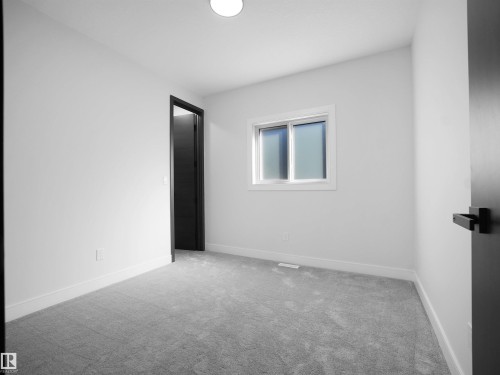 9312 183 Avenue, Edmonton, AB - Indoor Photo Showing Other Room