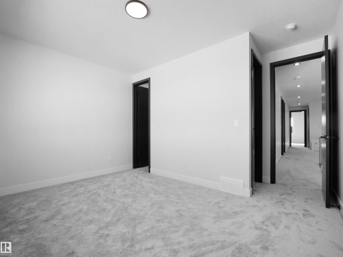 9312 183 Avenue, Edmonton, AB - Indoor Photo Showing Other Room