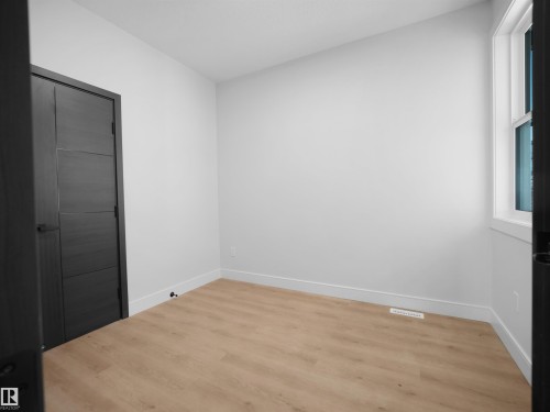 9312 183 Avenue, Edmonton, AB - Indoor Photo Showing Other Room
