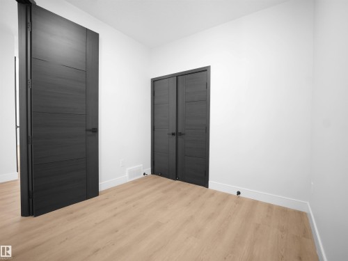 9312 183 Avenue, Edmonton, AB - Indoor Photo Showing Other Room