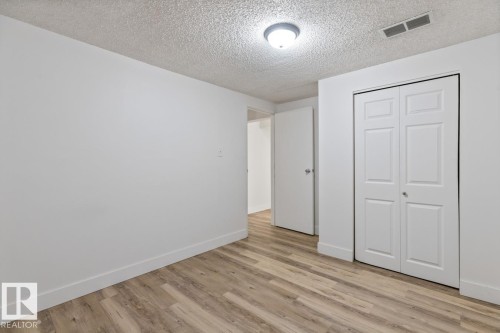 6908 19 Avenue, Edmonton, AB - Indoor Photo Showing Other Room