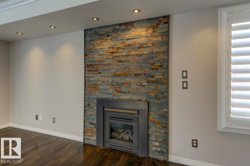 10519 87 Avenue, Edmonton, AB - Indoor With Fireplace